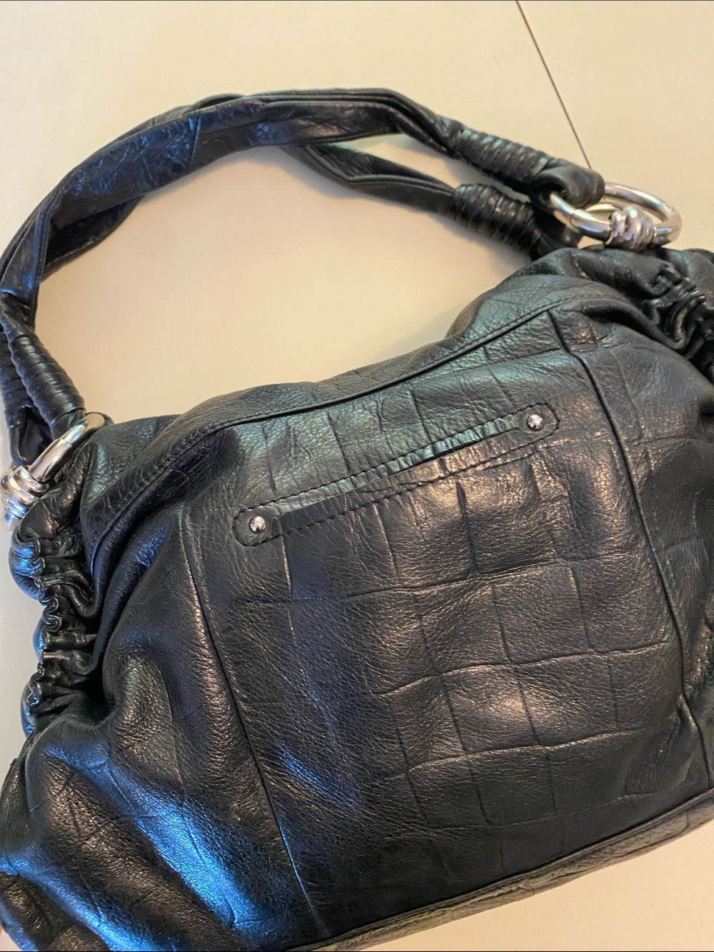 b. makowsky Black Leather Shoulder Bag with Leopard-Print Lining - Picture 5 of 15